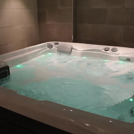 Bamby Hotel 3*