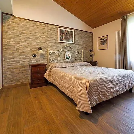 Hotel Bamby 3*